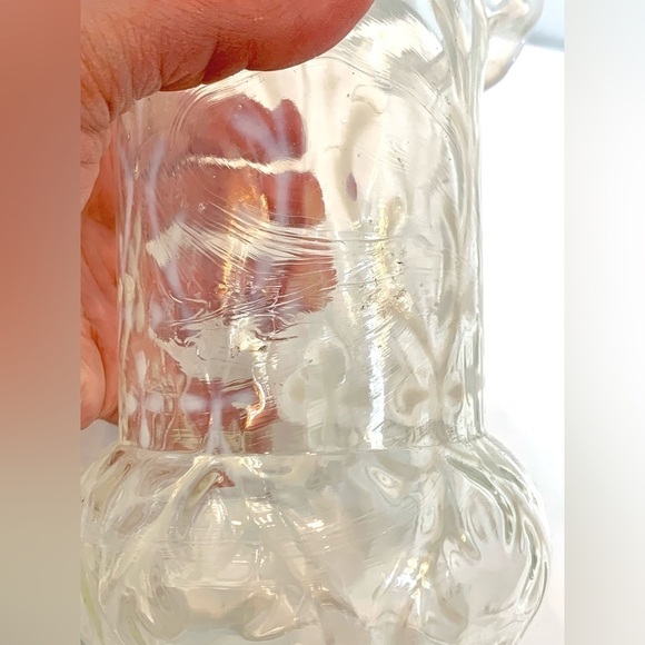 WHITE OPALESCENT GLASS VASE Northwood? Glass BROCADE (Spanish Lace) Ruffled - Picture 13 of 16